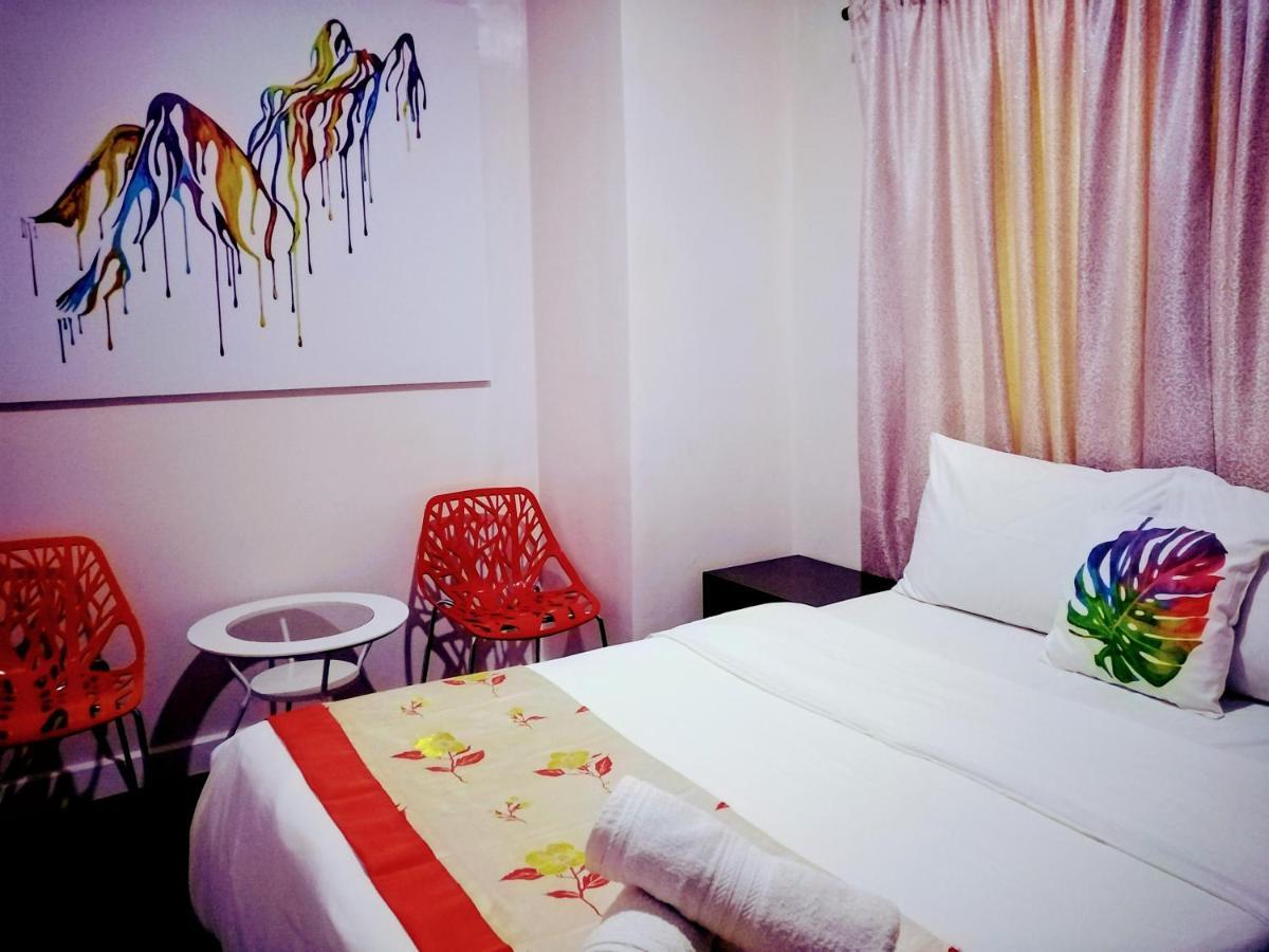 Halfway House Hostel Mactan Cebu Airport Île de Mactan Extérieur photo