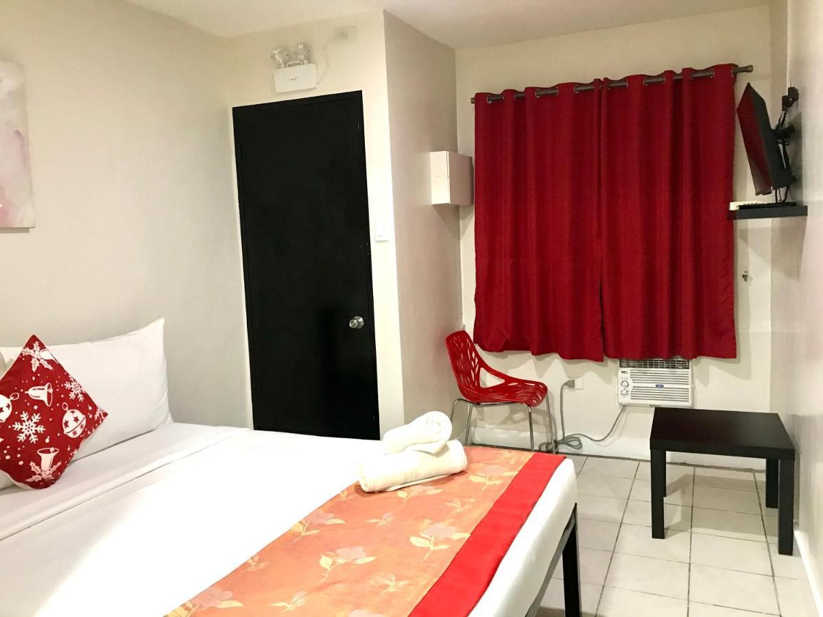 Halfway House Hostel Mactan Cebu Airport Île de Mactan Extérieur photo
