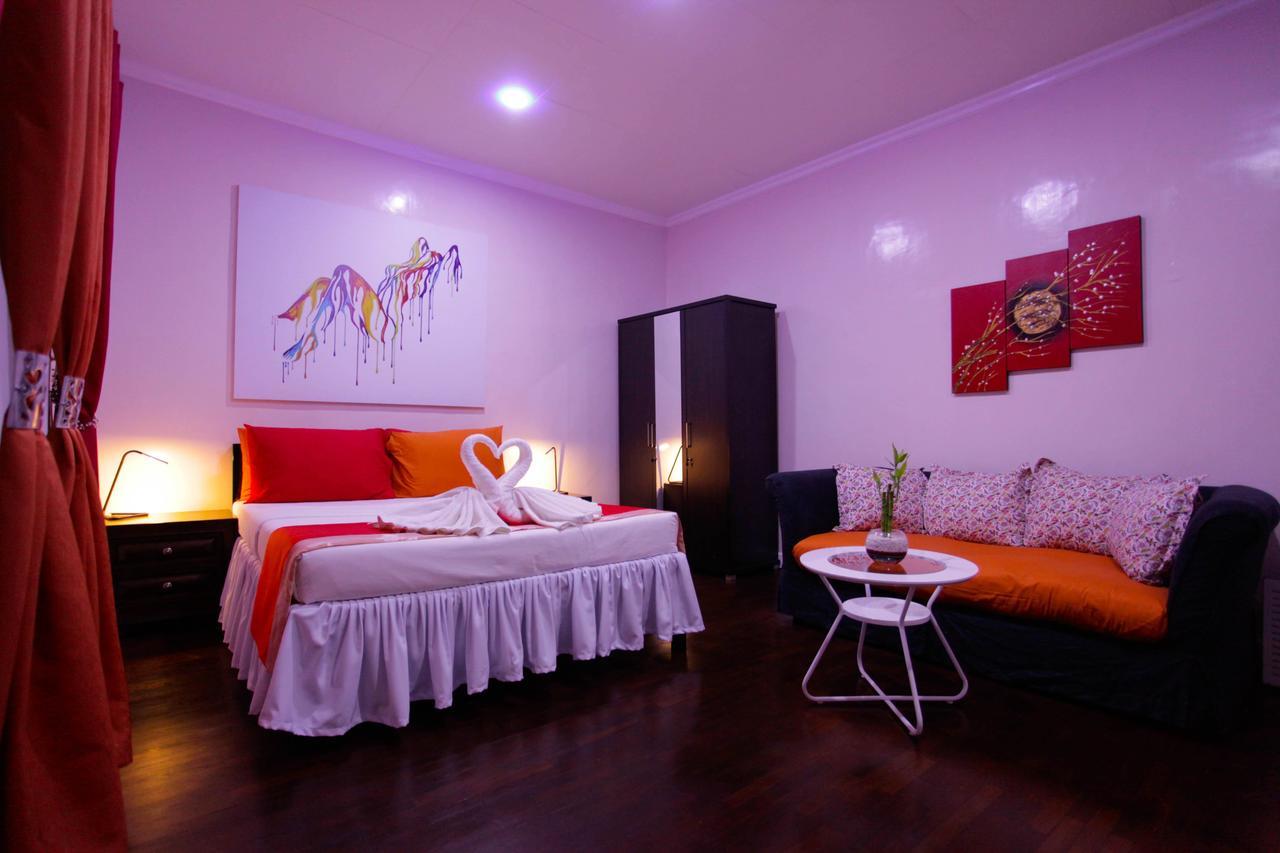 Halfway House Hostel Mactan Cebu Airport Île de Mactan Extérieur photo